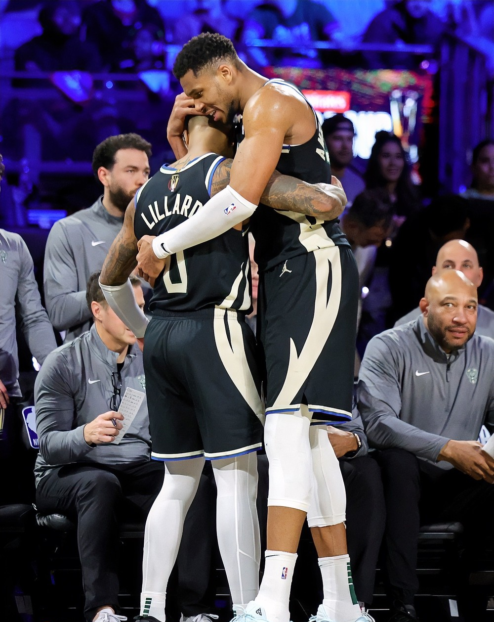 关于密尔沃基雄鹿发布备战花絮；今夜强势反弹；NBA季后赛任务艰巨；细节决定成败的信息